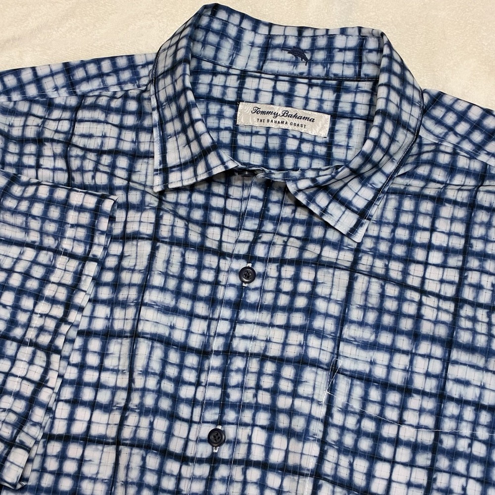 Tommy Bahama Coast Shirt Mens Medium Cobalt Craze Washed Away AOP IslandZone